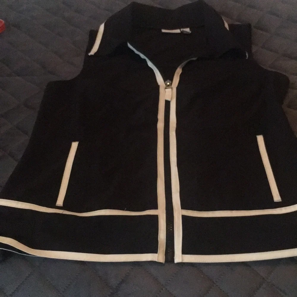 Chico’s Zenergy Vest Athletic Size XS